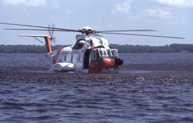 helicopter,HH3F,S61,Pelican,pararescue,Coast Guard,rescue swimmer,USCG,aircraft 