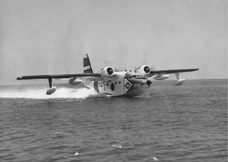 HU-16 (UF) water take-off