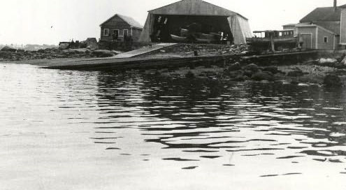 ten pound island - 1926: The First Permanent Coast Guard Air Stations Established